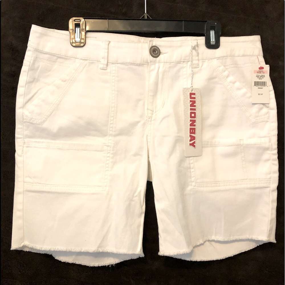 UNIONBAY NWT white shorts, juniors size 13